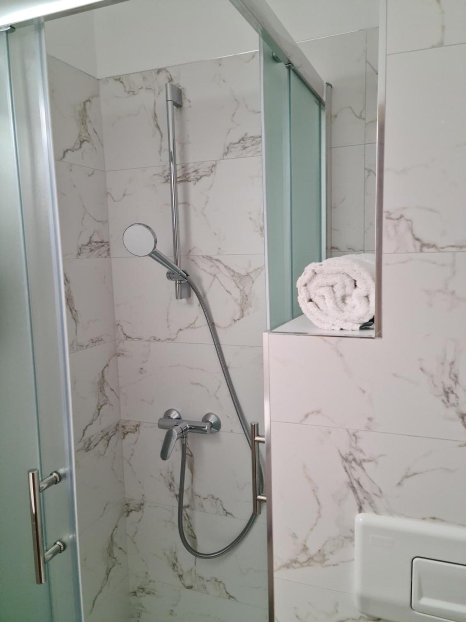 Hotel Adria Kastela Dış mekan fotoğraf