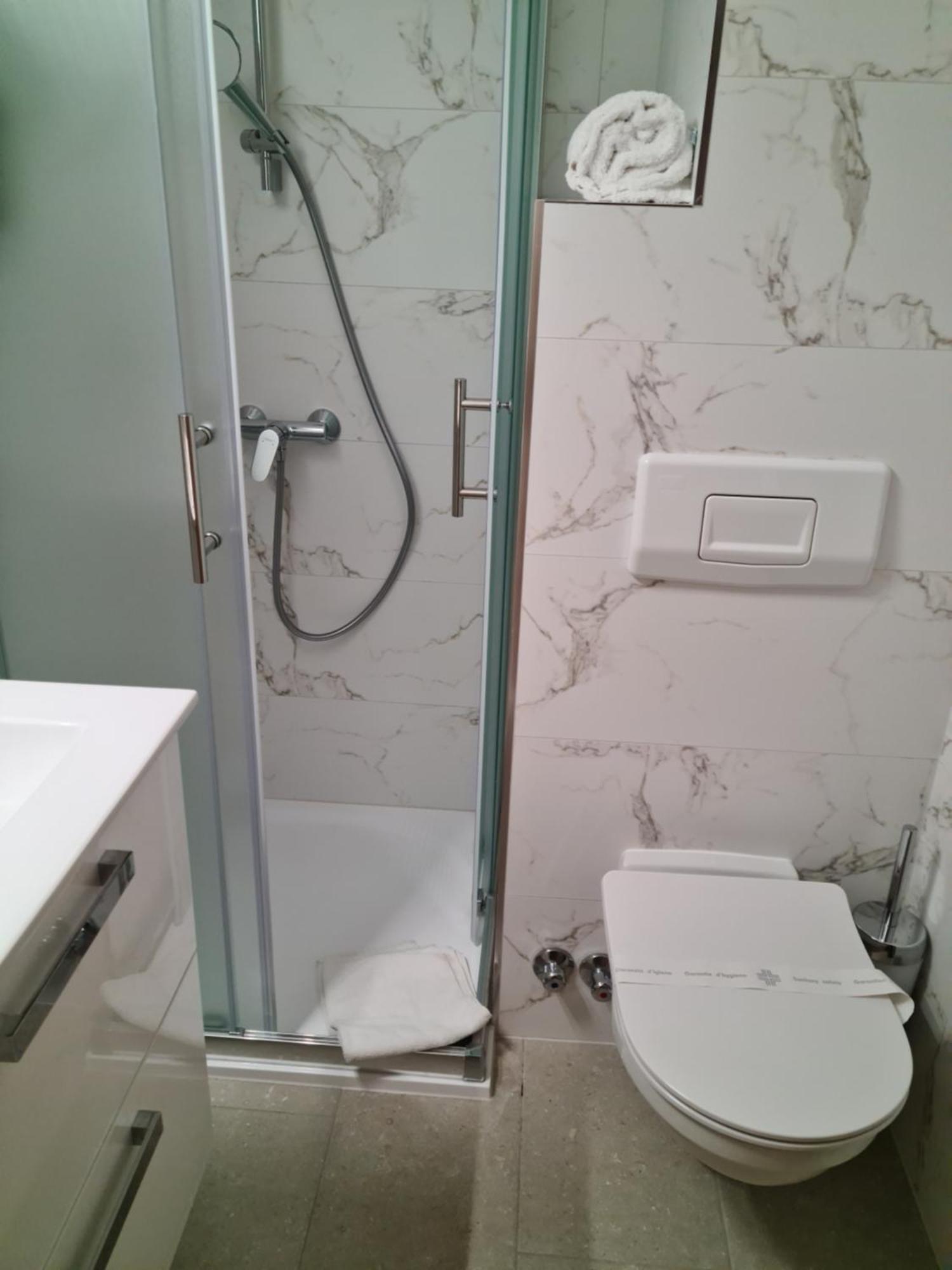Hotel Adria Kastela Dış mekan fotoğraf