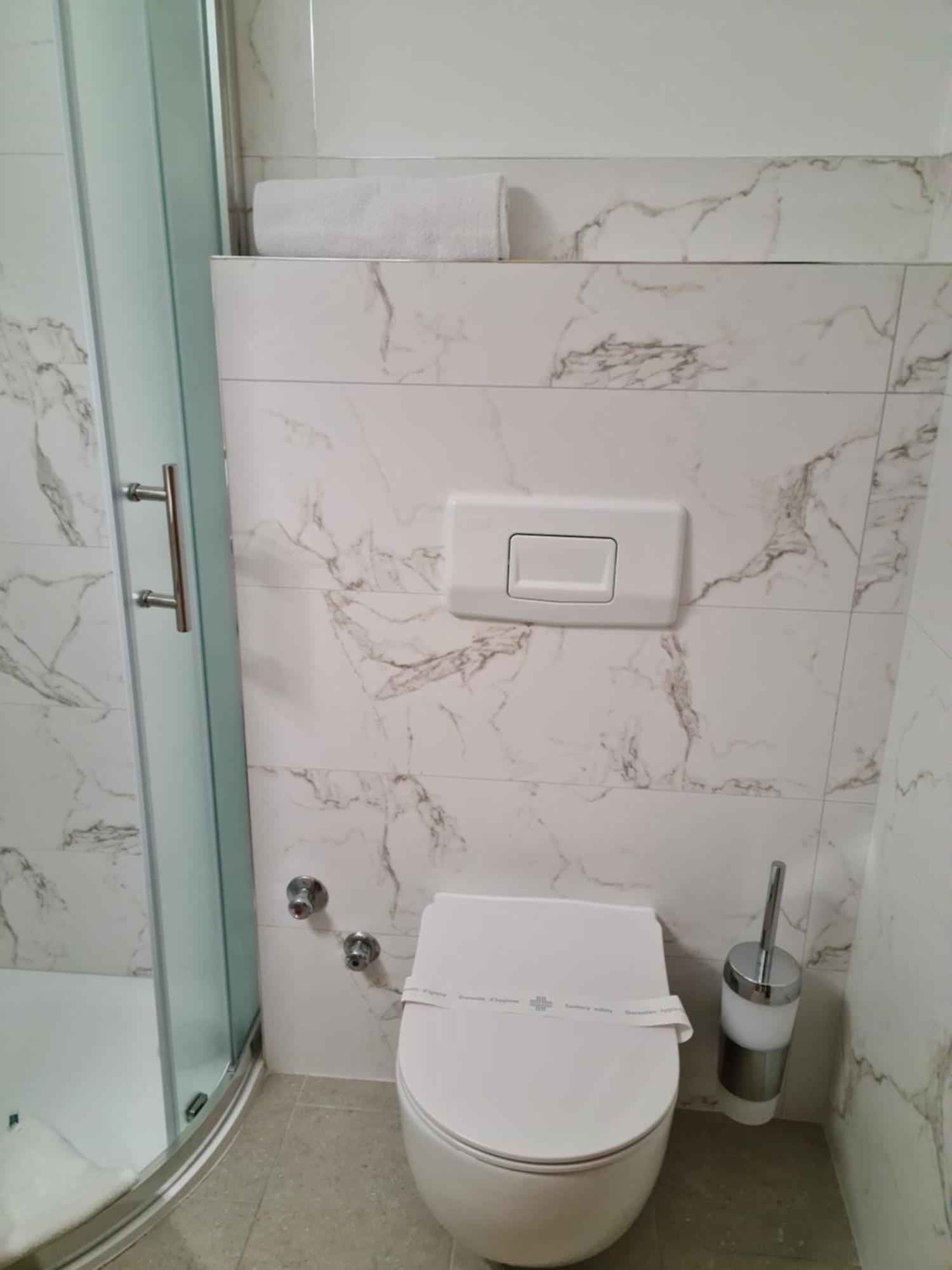 Hotel Adria Kastela Dış mekan fotoğraf