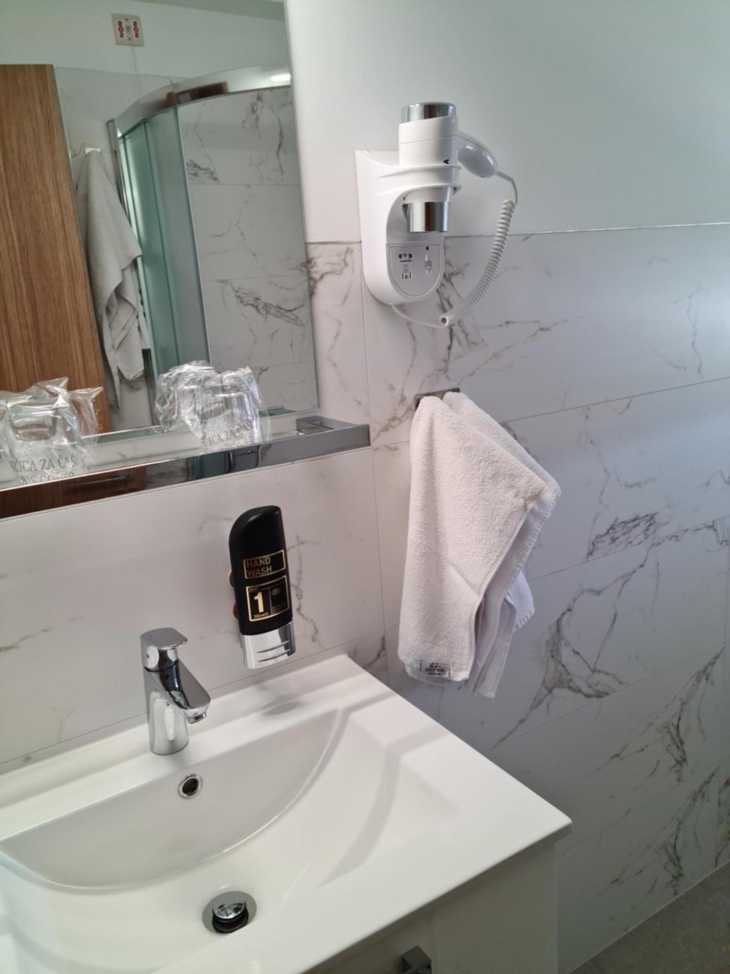 Hotel Adria Kastela Dış mekan fotoğraf