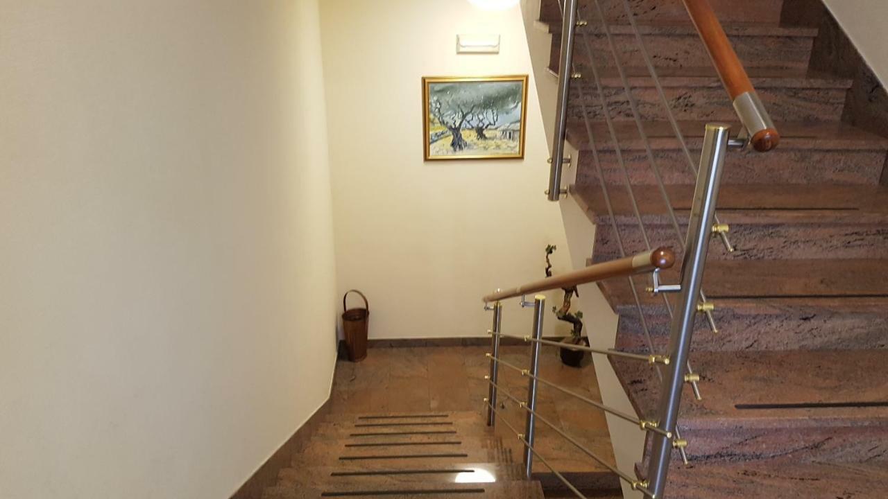 Hotel Adria Kastela Dış mekan fotoğraf